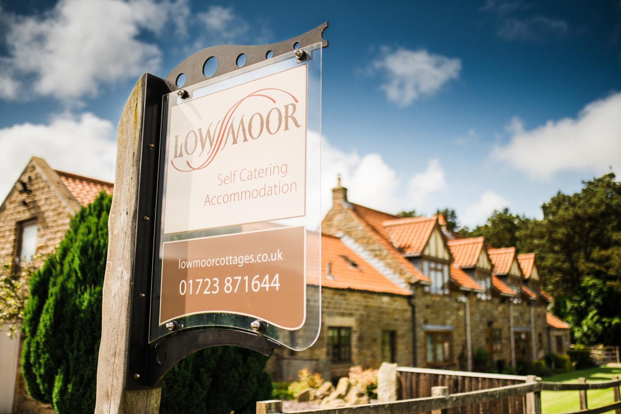 Low Moor Lodge Скарборо Екстер'єр фото